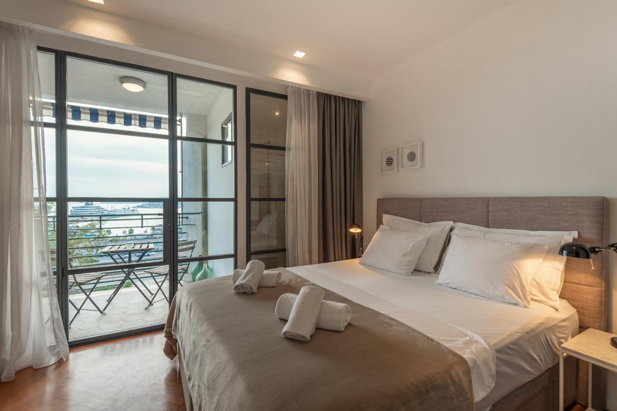 Bregos Superior - Unique Design 3-br - Unbelievable Panoramic View Of - Walking Distance From Unesco Palace And Bacvice - Free Parking - Buralux Apartmán